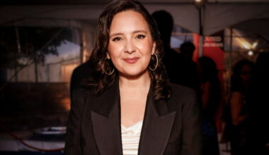 CBS's Bari Weiss installs new head at '60 Minutes,' calls for 'new approach'