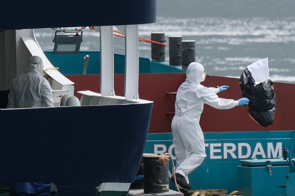 How South African infectious disease specialists identified the hantavirus outbreak on a cruise ship