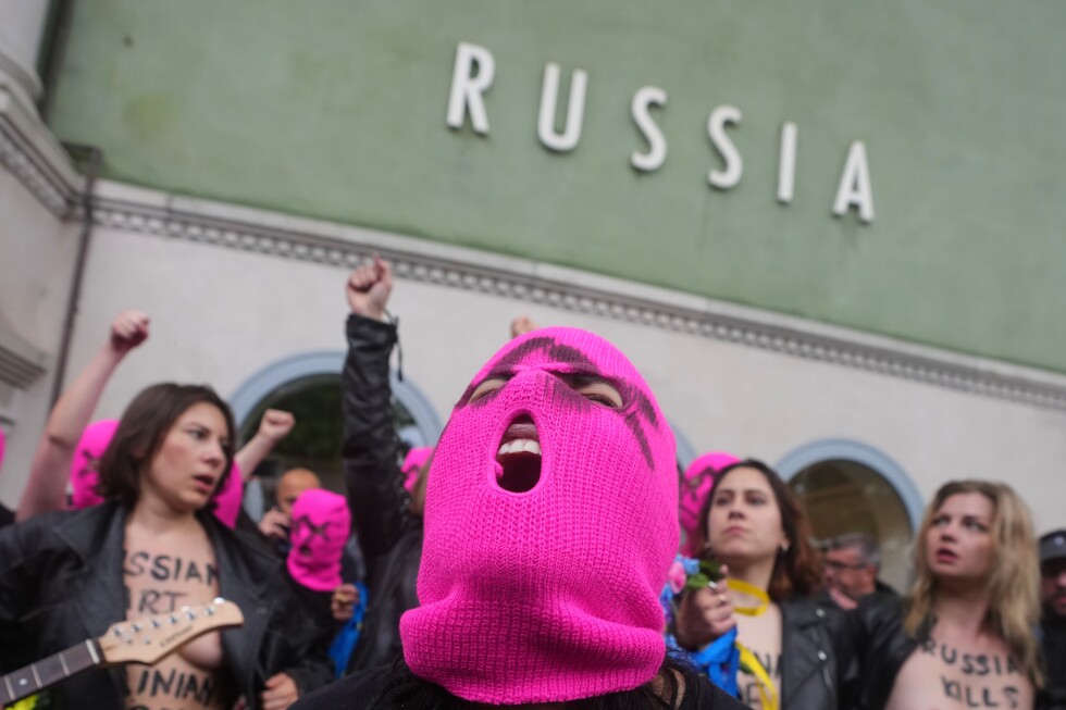 The top photos of the day by AP's photojournalists