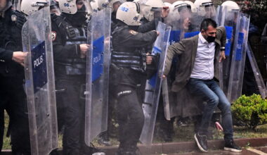 Turkish police storm Ankara HQ of CHP party