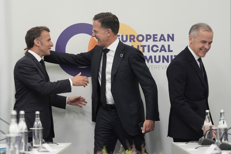 European leaders rally after Trump's surprise troop pullout from Germany
