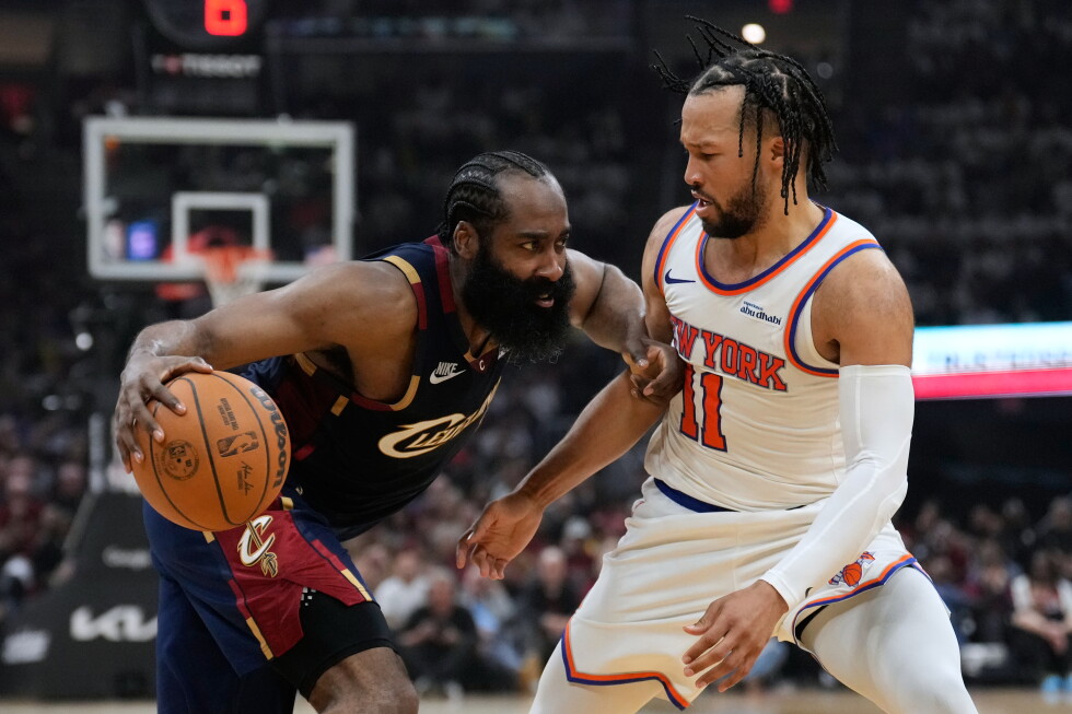 Knicks move within 1 win of NBA Finals with 121-108 victory over Cavaliers