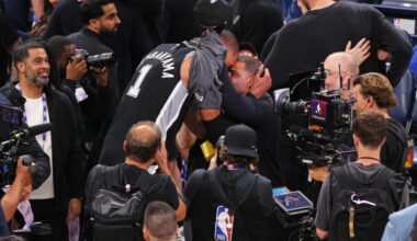 A rematch of 1999: It's Spurs vs. Knicks for NBA title