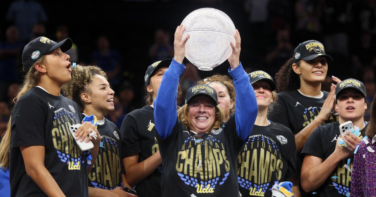 UCLA rewards coach Cori Close with contract extension
