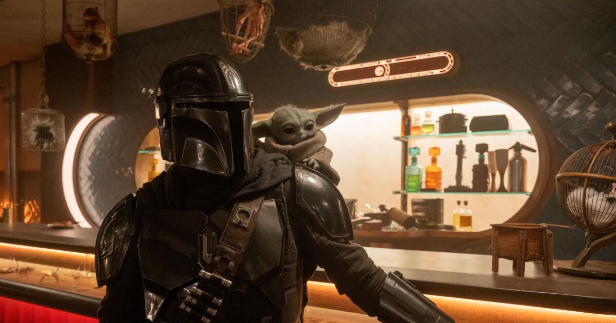 Pedro Pascal goes undercover for 'Star Wars' surprise at Disneyland