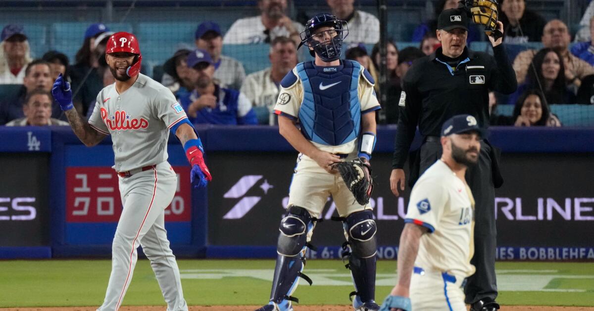 Tanner Scott struggles and Phillies make him pay in Dodgers' loss
