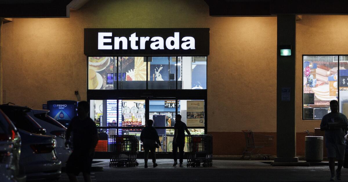 Raid fears continue to choke business at Latino-owned shops