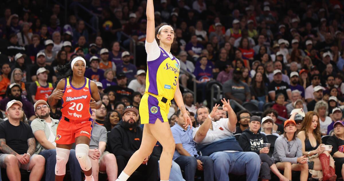 Dearica Hamby has 27 points, 15 rebounds as Sparks defeat Phoenix