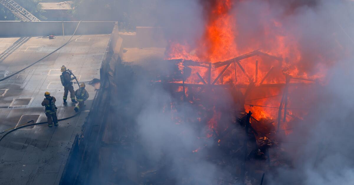 Firefighter injured in blaze at downtown L.A. office supplies store