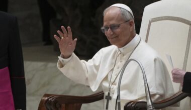 Pope Leo called his bank to change his address and phone number; they hung up on him