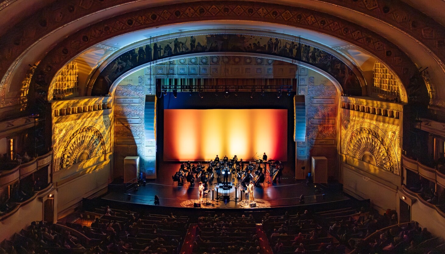 Chicago Sinfonietta to pause programs until 2027 and lay off staff amid financial challenges