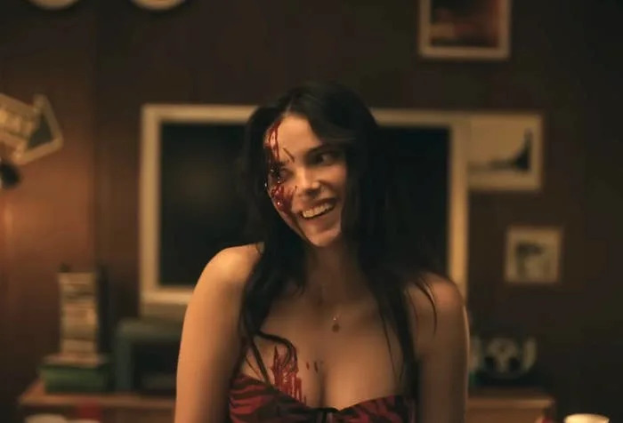 Inde Navarrette in "Obsession"