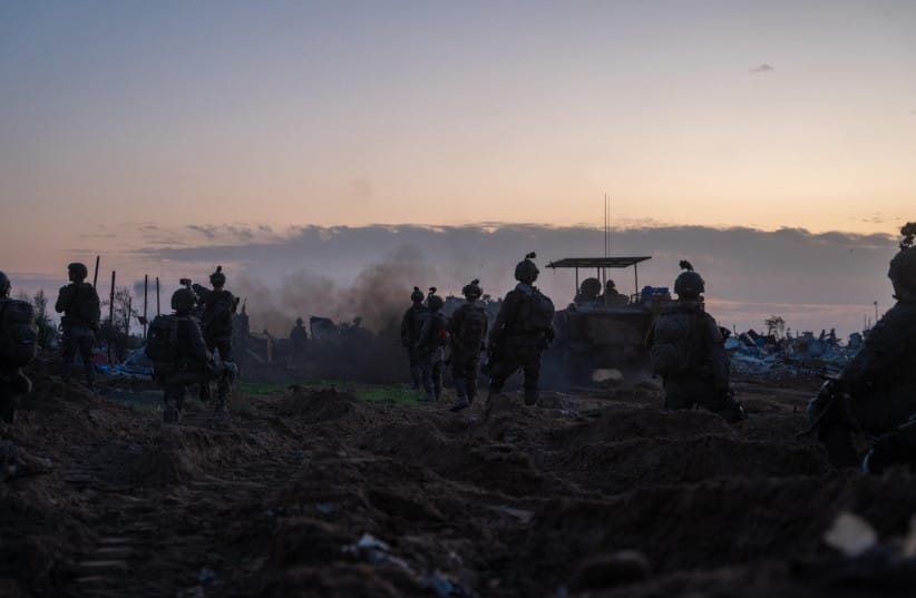 Israeli forces from the Kfir Brigade operate along the Yellow Line near Khan Yunis, in southern Gaza, December 2025
