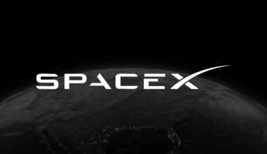 The Dip Is Here for SpaceX. Here's Whether to Buy It or Walk Away.