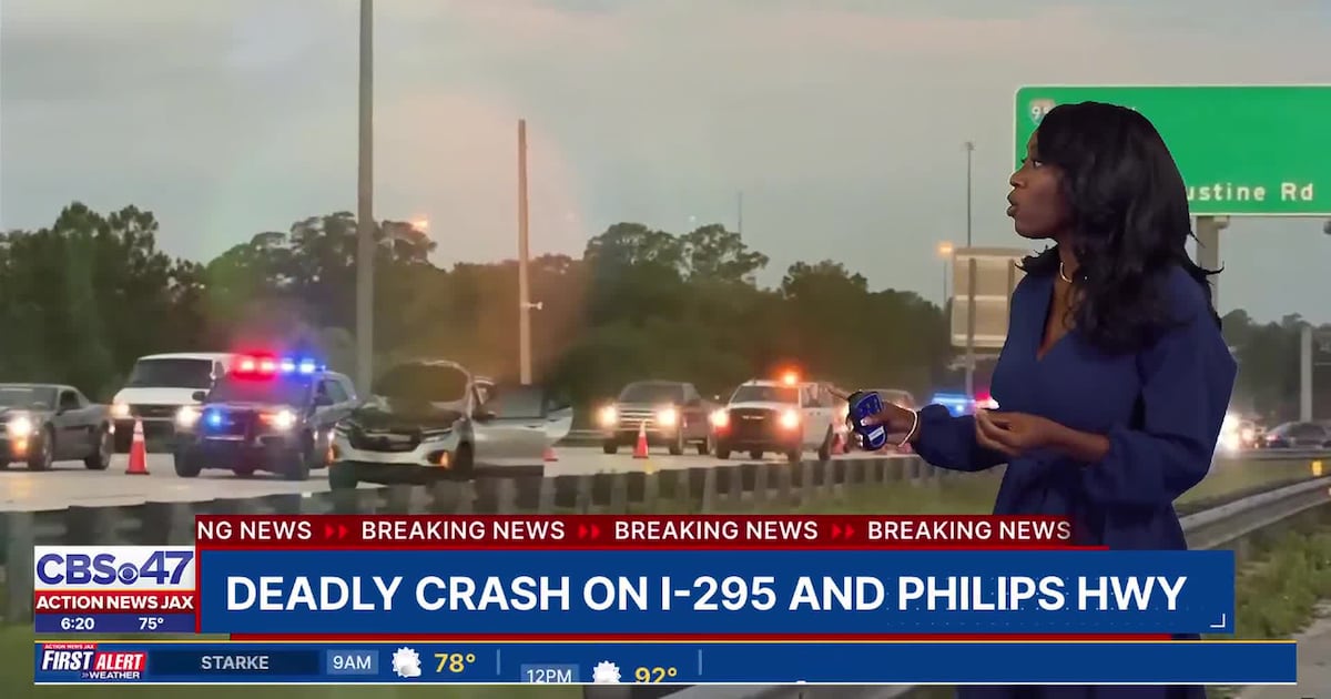 Deadly crash blocks I-295 lanes in Jacksonville at Philips Highway