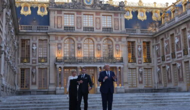 Macron applauds Trump signing of Iran deal at Versailles Palace