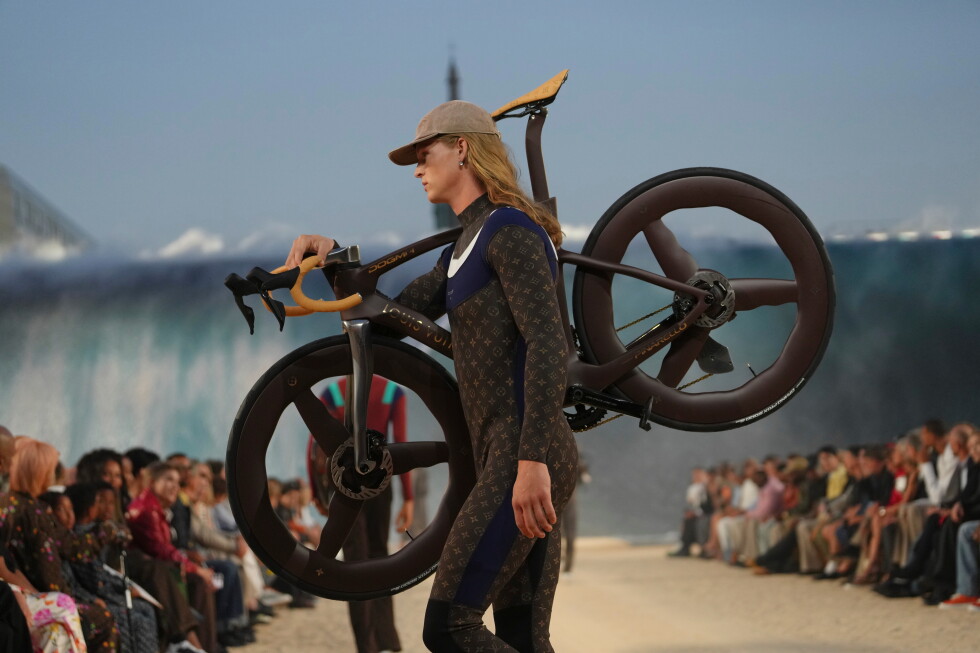Pharrell Williams makes waves at Paris Fashion Week with Louis Vuitton
