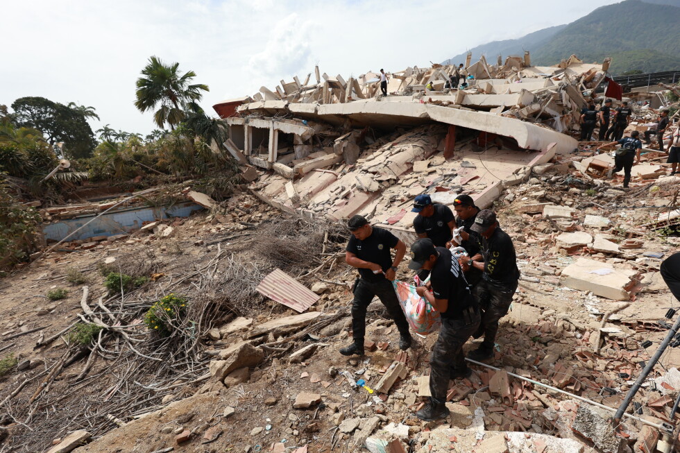 Venezuelans take search for the missing into their own hands