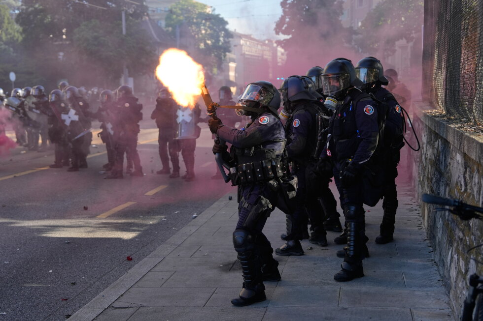 Protesters clash with police in Geneva ahead of G7 summit