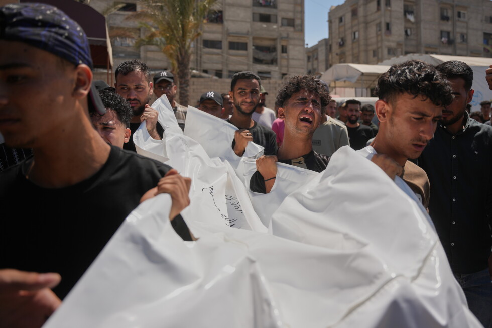 Israeli strikes in Gaza kill at least 8, including 2 children