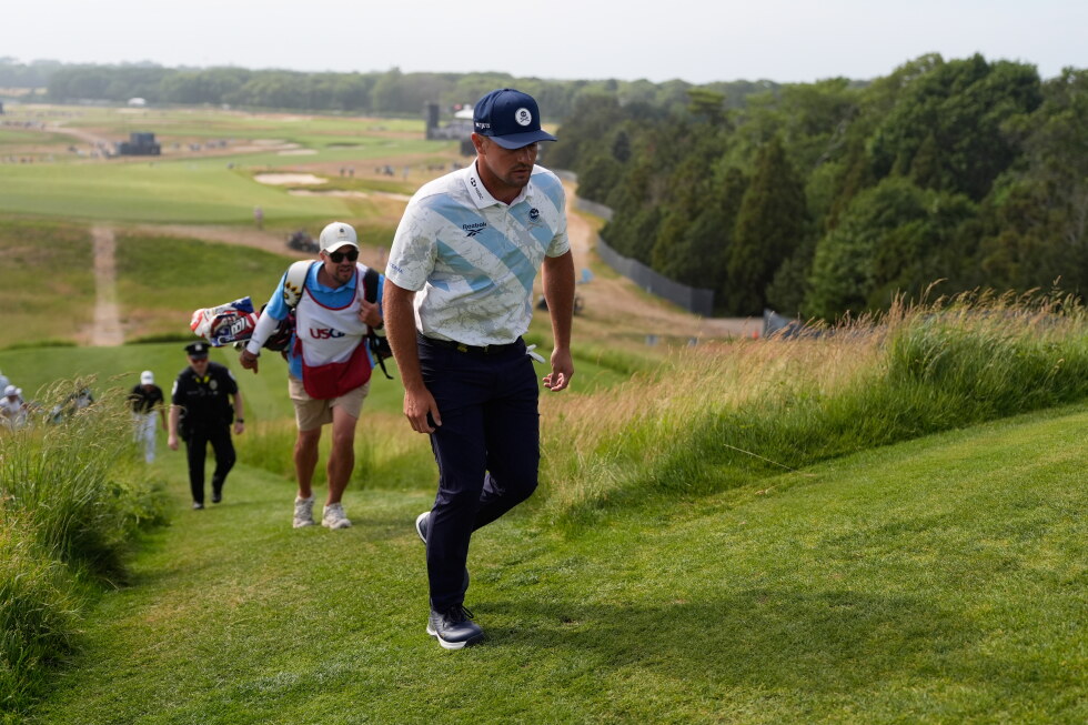 DeChambeau sputters and leads parade of former champions to miss cut at US Open