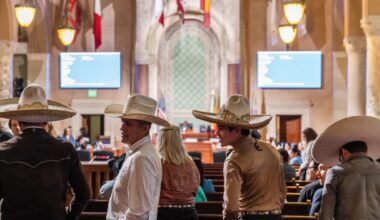 Battle rages at City Hall over proposed rodeo ban