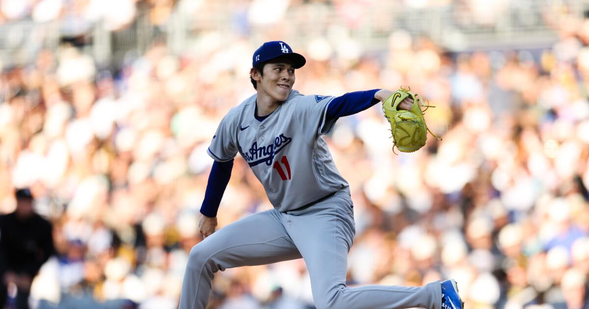 Roki Sasaki struggles with command early, Dodgers fall to Padres