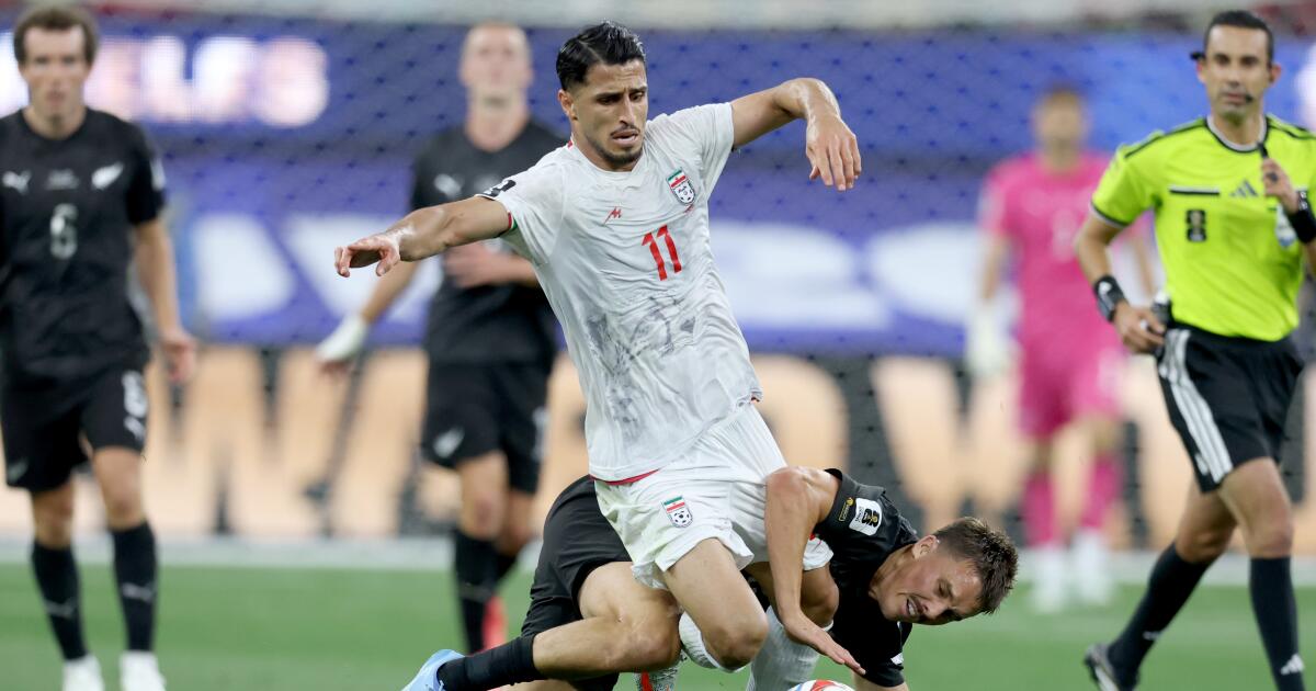 Iran coach vents about travel restrictions after World Cup draw