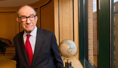 Alan Greenspan, longtime head of the Federal Reserve, dies at 100