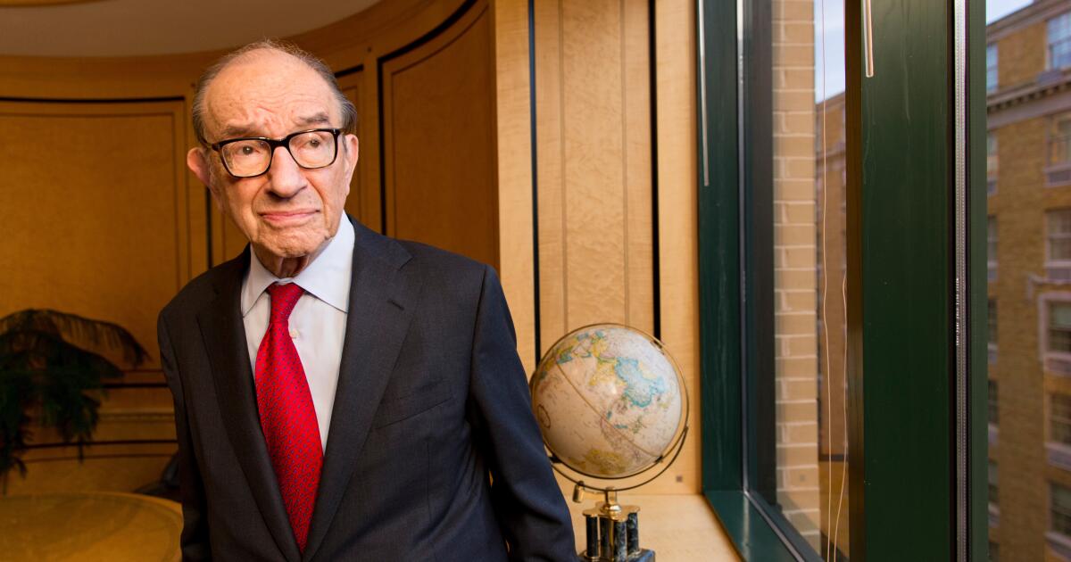 Alan Greenspan, longtime head of the Federal Reserve, dies at 100