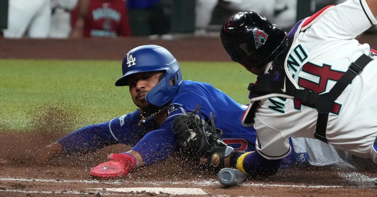 Emmet Sheehan's strong start goes to waste in Dodgers' loss