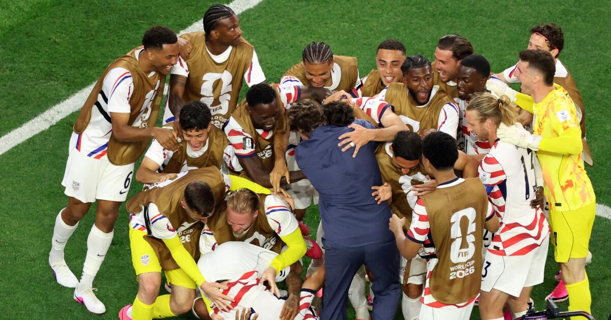 U.S. soccer delivers big unifying win to open 2026 World Cup