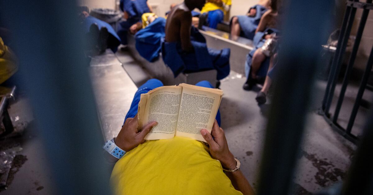 Overdoses in L.A. jails fueled by treatment wait times, staffers say