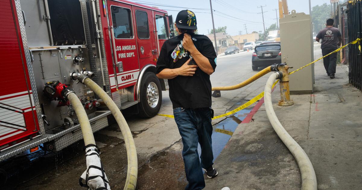 A day of smoky air, nasty smells and many questions in parts of L.A.