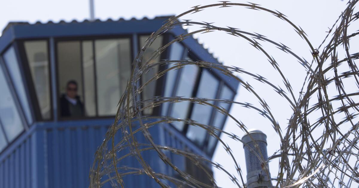 Bill to limit prison off-ramp for California's mentally ill advancing