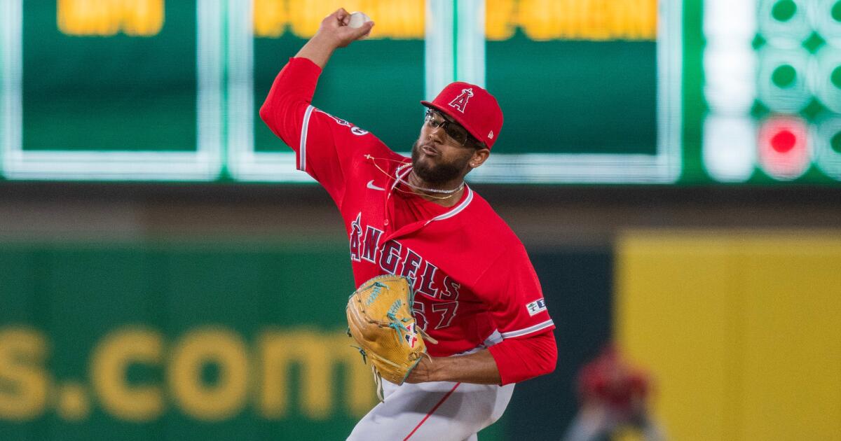 Walbert Ureña and Angels' bullpen silences Athletics in shutout win