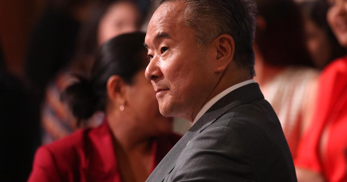 As an L.A. councilmember fights his ethics fine, the city gets hit with new legal bills