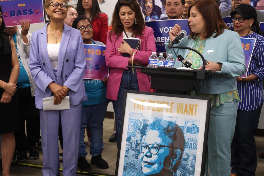 Noncitizen voting was gaining steam in L.A. Then fears of Trump backlash scuttled the plan