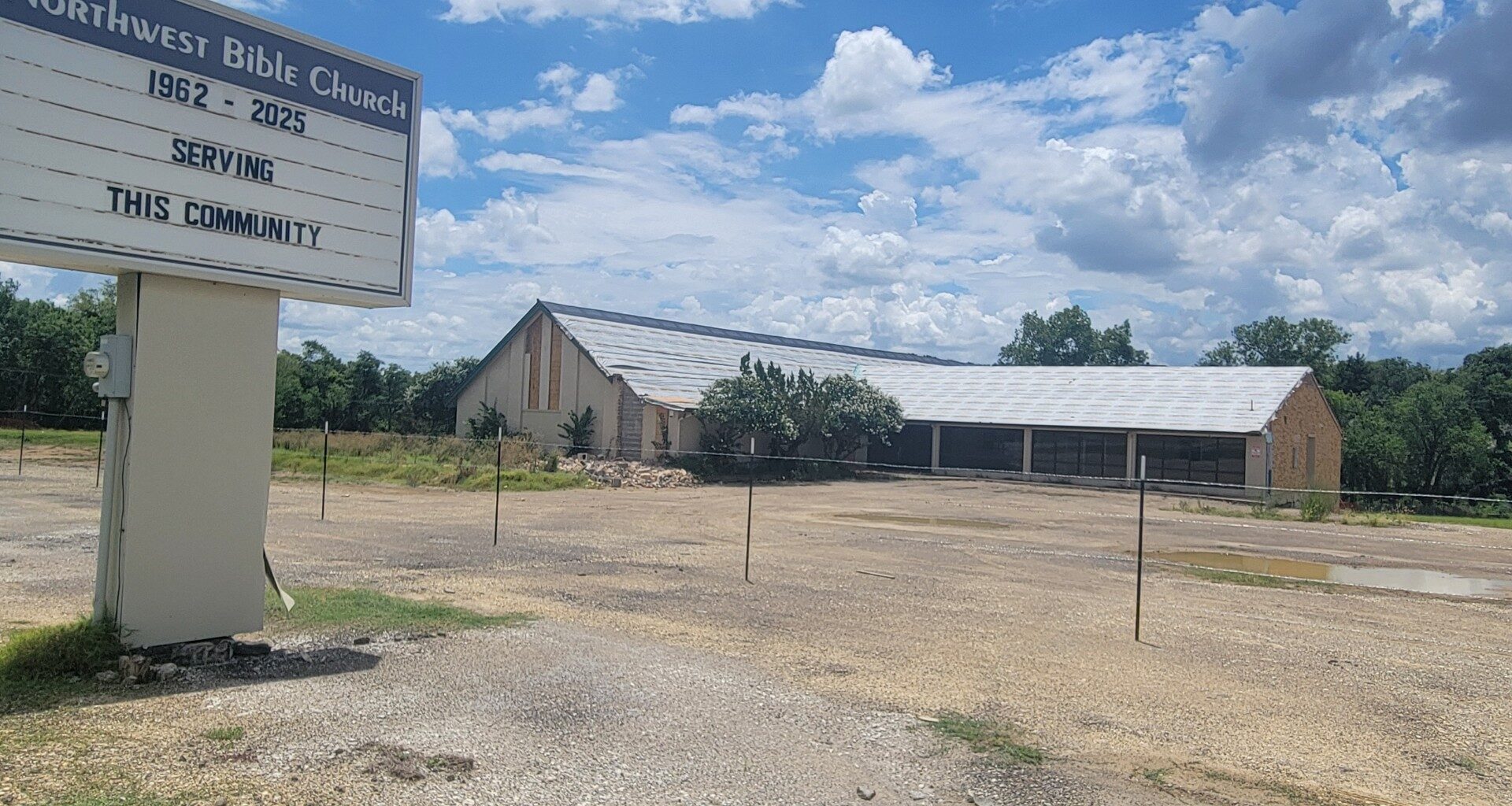 Trade school proposed for Jacksboro Highway church site