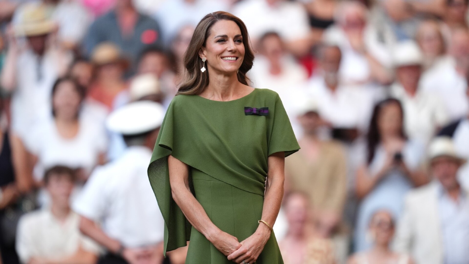 ‘Gracious and modest’ Princess Kate receives massive standing ovation at Wimbledon