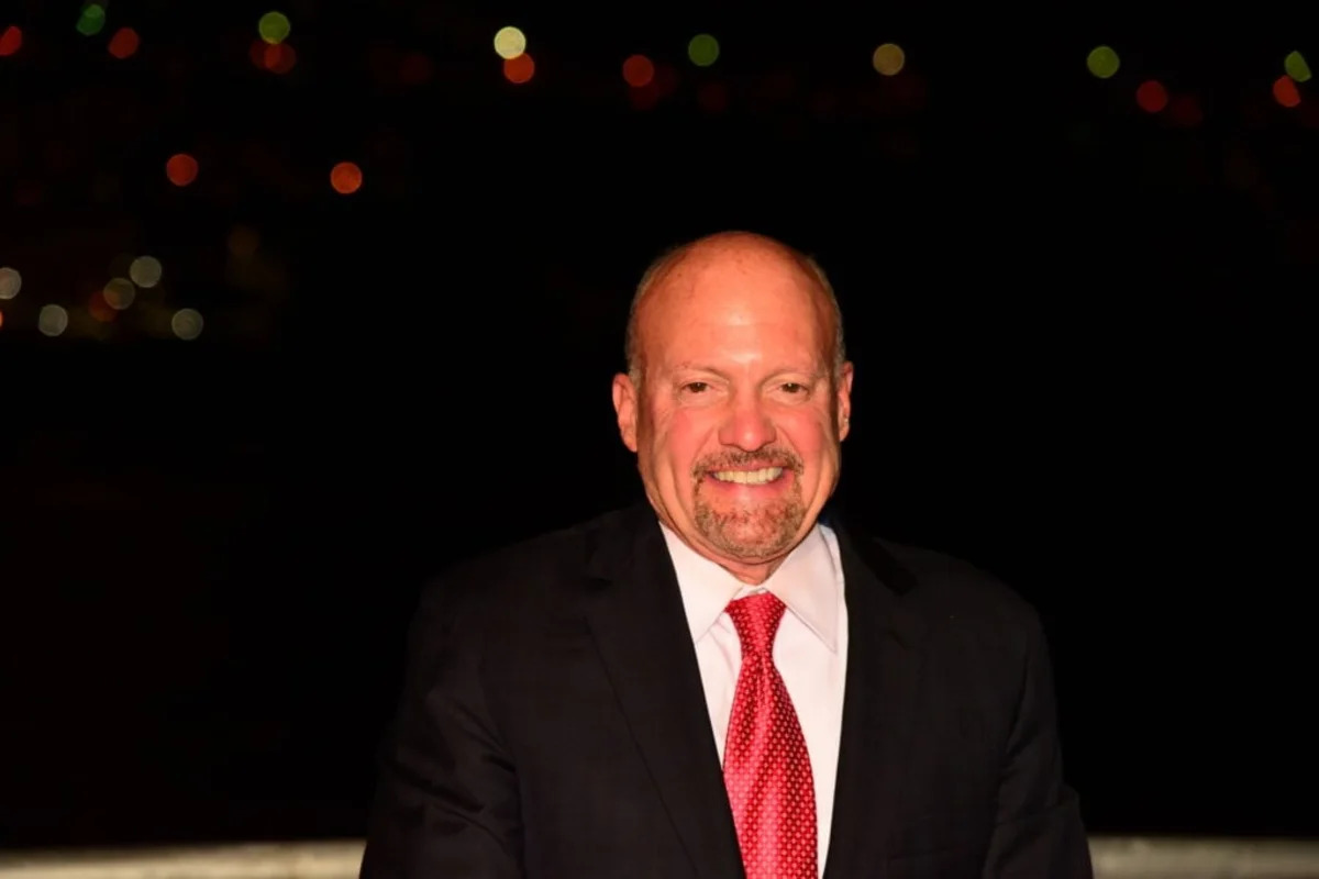 Jim Cramer Says Meta Is Entering AI's 'Most Lucrative Game,' JPMorgan Thinks It Could Be A $20 Billion Business