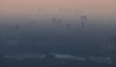 How wildfire smoke travels from Ontario to New York City — and turns distant city skies orange