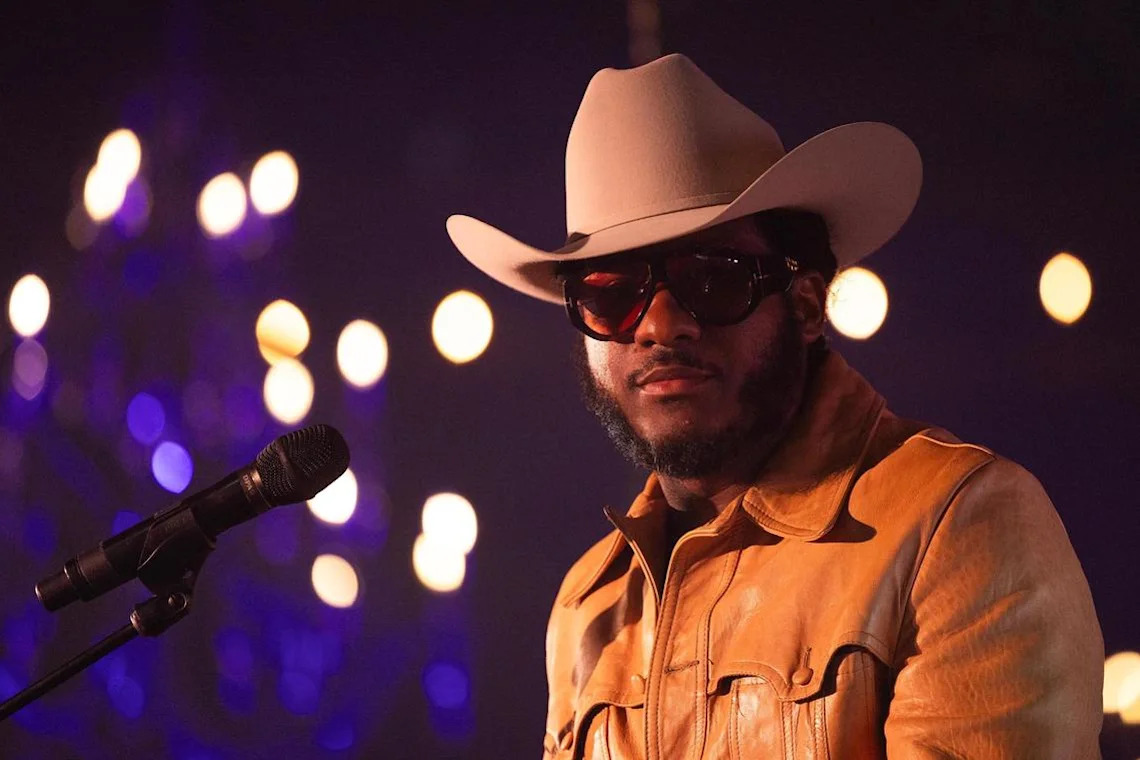 Fort Worth’s Leon Bridges sets fall release for new album ‘Happiness Anytime’