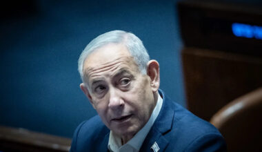 Iran war will end when regime 'falls' or 'ends its nuclear program,' Netanyahu says