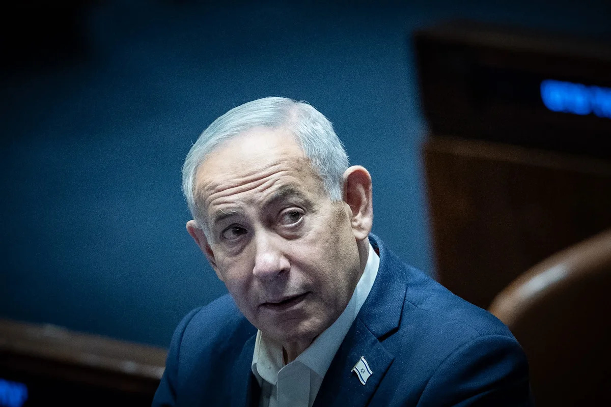 Iran war will end when regime 'falls' or 'ends its nuclear program,' Netanyahu says