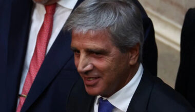 Argentina to announce plan to refinance existing debt