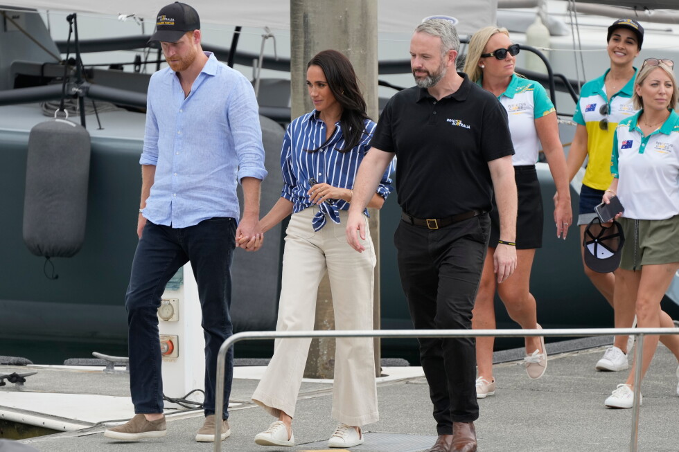 Prince Harry visits UK as security issue clouds kids' arrival