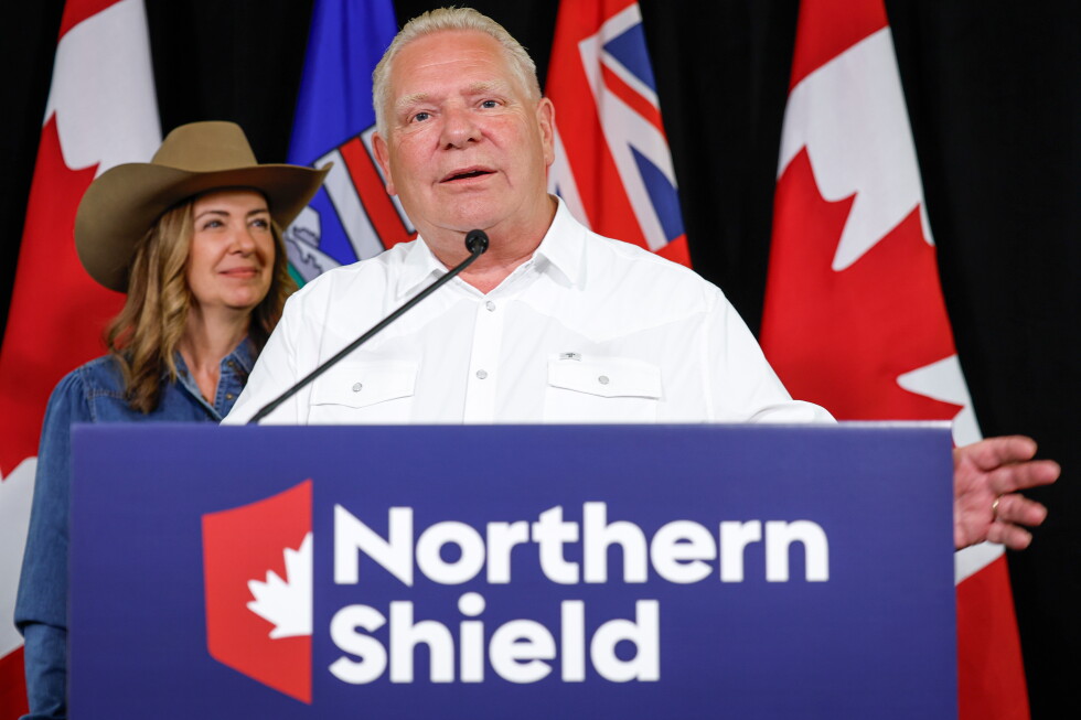 Canada eyes eastern expansion with proposed western oil pipeline