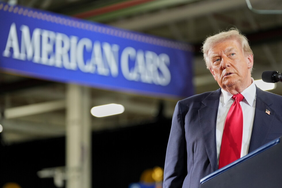 Trump touts tariffs and views drag races during Michigan visit
