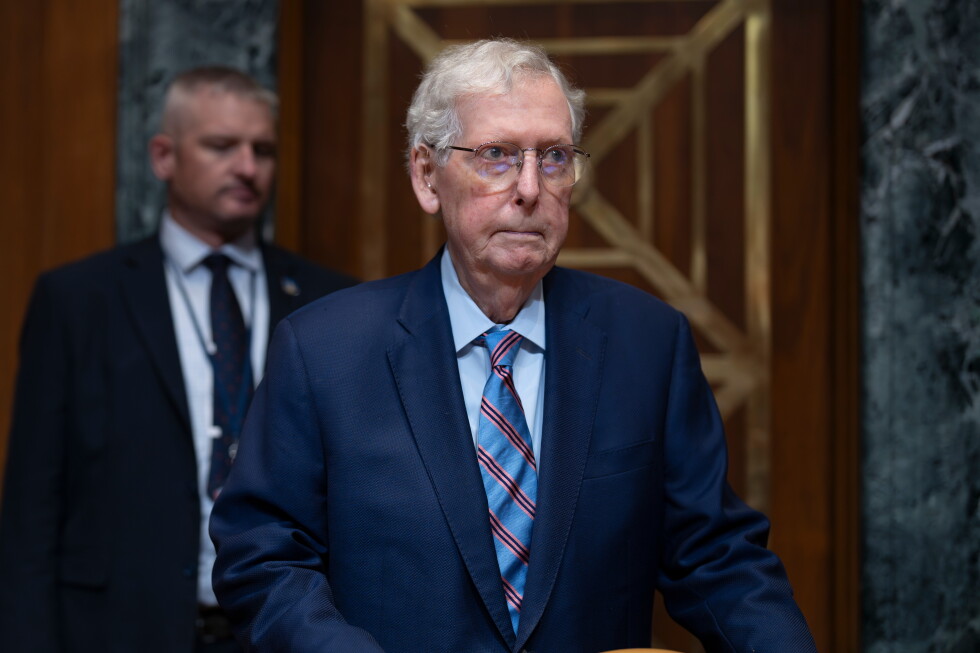McConnell speaks to Republican leaders as speculation swirls about his health